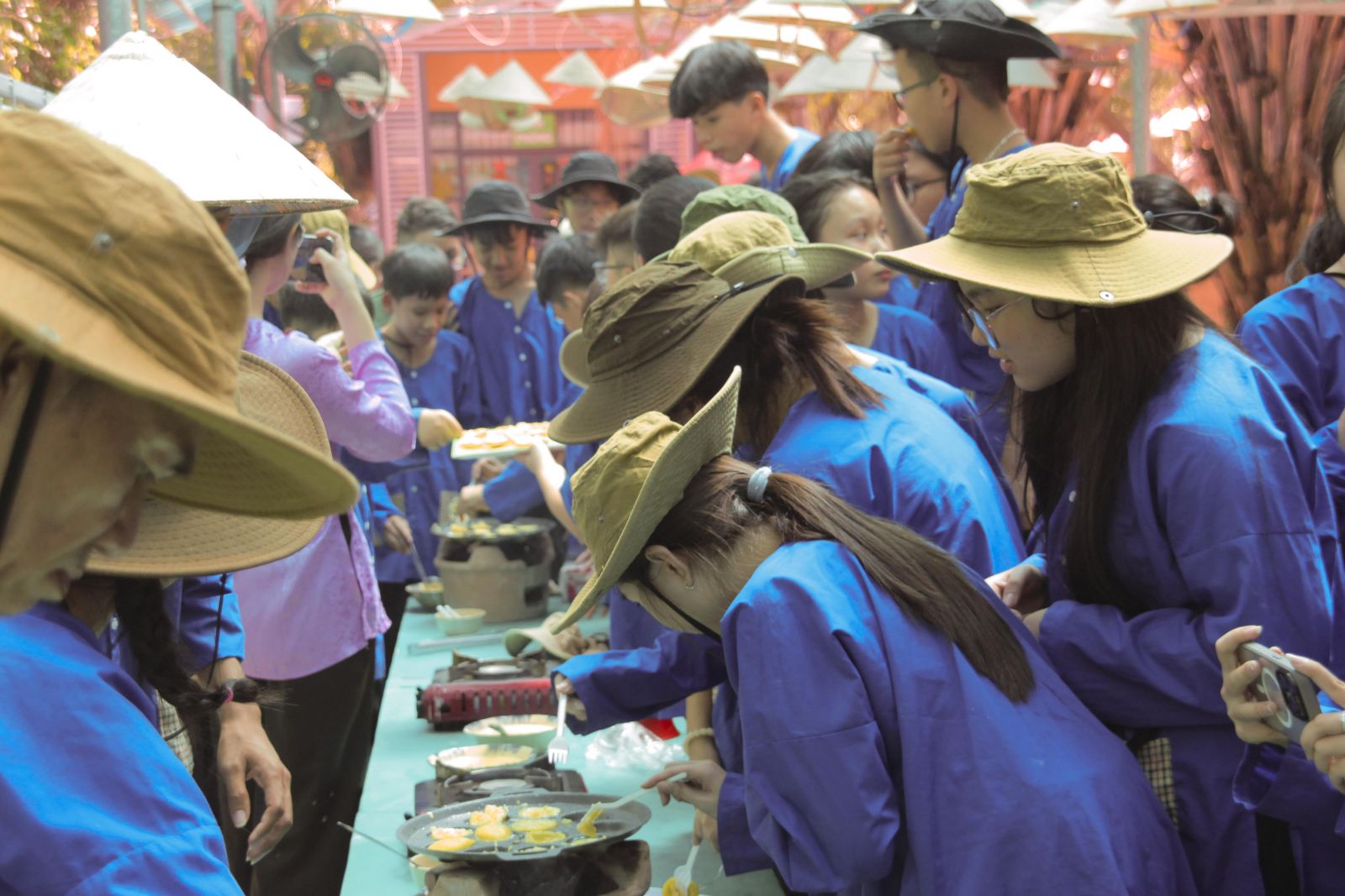 Tour nông trại Profarm-di tích ngã ba Giồng