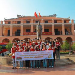 Tour Bến Nhà Rồng - Đầm Sen Nước, Trường Việt Hoa Quang Chánh